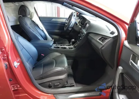 2015 Hyundai Sonata Limited 2.0T z USA, uszkodzony, nr VIN 5NPE34AB4FH202436